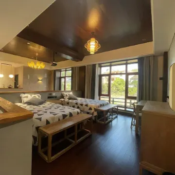 Zixi Juezhe Ask Su B&B