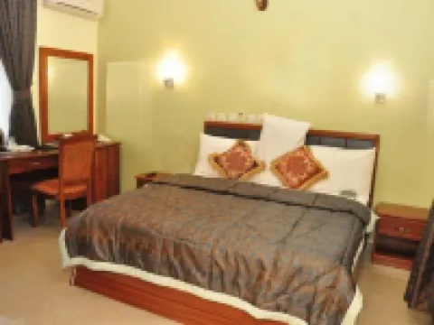 Ojaja Suites by Perennia Hotéis em Akure