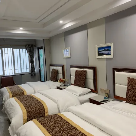 Kangding Yabore Homestay