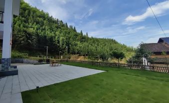 Shennonggu Qingyuan No.11 Homestay
