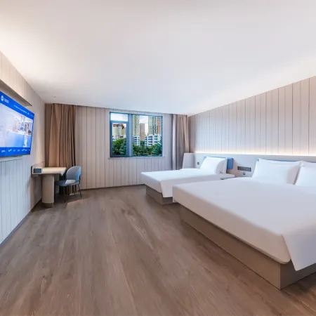 HanTing Hotel (Kunming Anning Donghu Park)