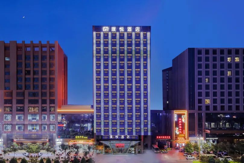 zhangye puyue hotel