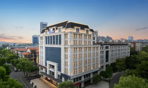 Days Hotel by Wyndham Changsha Xingsha