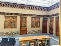 Bajiao Gucheng Homestay