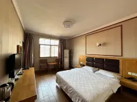 醴陵登峯ホテル 陵百貨大楼周辺のホテル