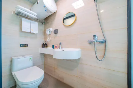 Yuxi Light Luxury Projection Apartment (Guangzhou South Railway Station)