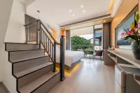 Jinghua Grand Hotel (Libo Xiao Qi Kong Scenic Area)