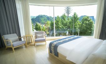 Hechuan Yaju Homestay Zhongyiyuandian