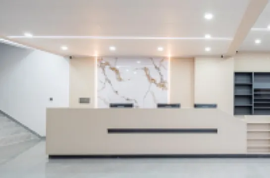 杏花リゾートホテル（陽江海陵島十里銀灘）