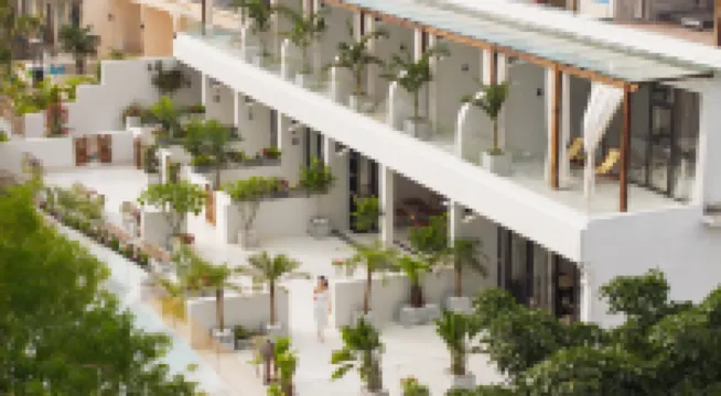 嵐悅裡·嶼你臨海私湯全海景花園美宿（文筆村洱海店）