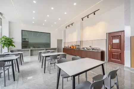 Yuetu Shiguang Hotel Отели рядом с достопримечательностью «Wenfeng Temple»