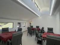 劉老根假日飯店 平武住宿飯店