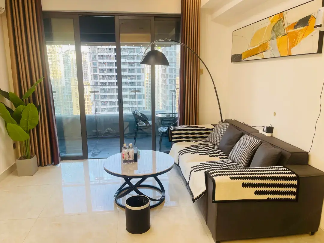 Qixin Executive Apartment - Hong Kong