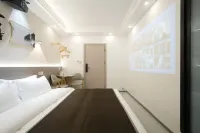 Xixi - High Altitude S Boutique Stay (Jiefangbei Area Hong Ya Dong) - جديد