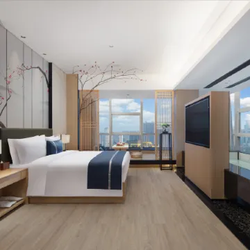 Ramada by Wyndham Changsha Downtown Отели рядом с достопримечательностью «Orange Island»