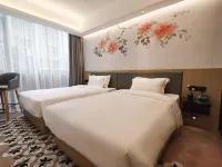 Paco Hotel (Guangzhou Beijing Road Metro Station)