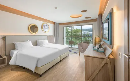 Andaman Embrace Patong