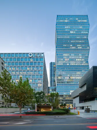 JOYA Hotel Shanghai Gubei Отели рядом с достопримечательностью «Xinhongqiao Center Park»