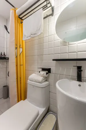 The life goes well Hotel (Shanghai Fudan University Guoquan Road Subway Branch) Отели рядом с достопримечательностью «Fudan University Handan Road Stadium»