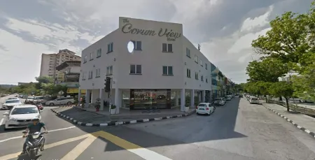 The Corum View Hotel Отели в г. Баян Лепас