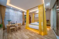 Snow Mountain Inn (Lijiang Xianglin Courtyard Branch) Hotel a Inside Dayan Ancient Town