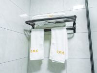 巢湖艾欧电竞酒店 - 舒适大床房