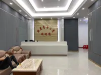 Lianzhan Business Apartment (Shantou Waisha Branch)