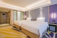 Lavande Hotel (Xianyang West Railway Station Subway Station) - balcony