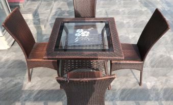 Spring Xiangyuan Inn