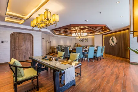 Chengde Hotel (Mountain Resort)