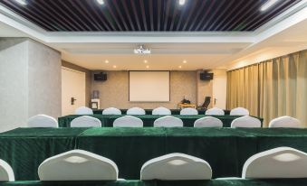 Aikesi Hotel (Anshan Railway Station City Center)