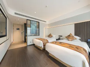 Wanda Emmy Hotel（Nanxun Ancient Town Renrui Road Branch)