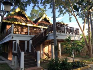 Hotel Siblanburi Resort