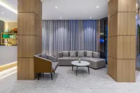 Rest Comfort Hotel , Weihui Biggan Avenue Hotel di Weihui