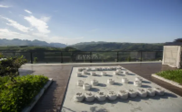 zhijin lajia shishe Inn