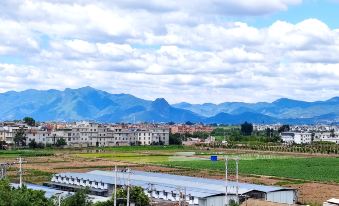 Chengting and Luna Inn in Fuxian Lake