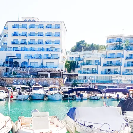 Portodrach Aparthotel & Suites