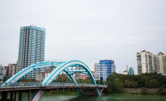 Youli Qingju Smart Hotel (Mianyang Yinma Bridge)