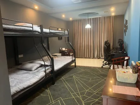 Jinggangshan Huasheng Hotel Отели рядом с достопримечательностью «Octagon House»