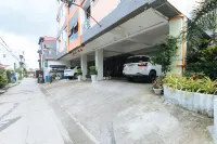 RedDoorz near LRT 2 Antipolo Station Hotels in Antipolo