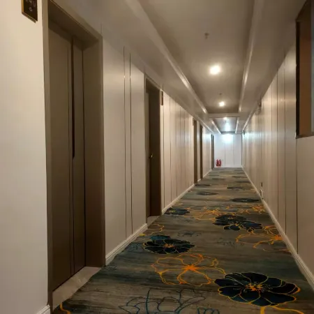 Enping Youranju Business Hotel Отели рядом с достопримечательностью «Aofeng Mountain»