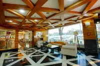 NEW PARK HOTEL