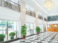هوتل سنترا Hotels near ميدان سينادو