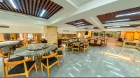 Vienna Classic Hotel (Jiahe Jiulaofeng Scenic Area) Hotel di Jiahe