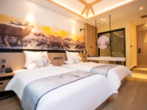 Luming Hot Spring Hotel (Wanfeng Tonghua Ski Resort) Hoteles en Tonghua