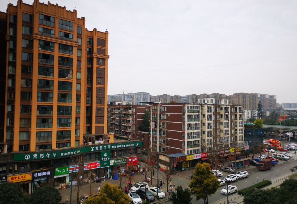 1. 아이필 호텔 (..