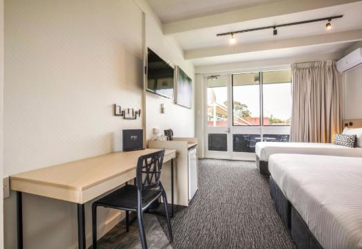 씨포드 호텔 교통