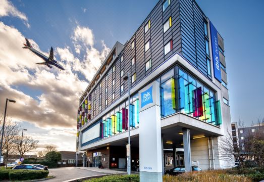 이비스 호텔 로비