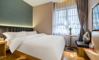 Meego Smart Select Hotel