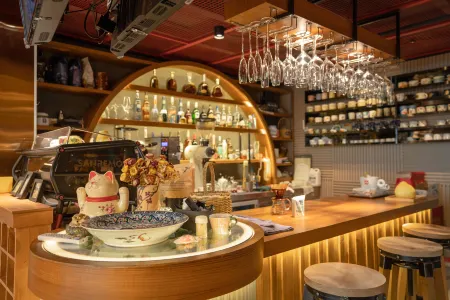 Huidong  Shili Yintan Weigang Bay No.1 Holiday Apartment Отели рядом с достопримечательностью «Shili Yintan (Shili Silver Beach)»